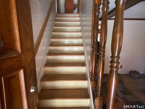 4th image of 500 Woodlawn Avenue Extension