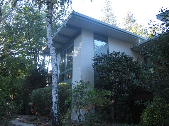 3rd image of 343 Roe Rd