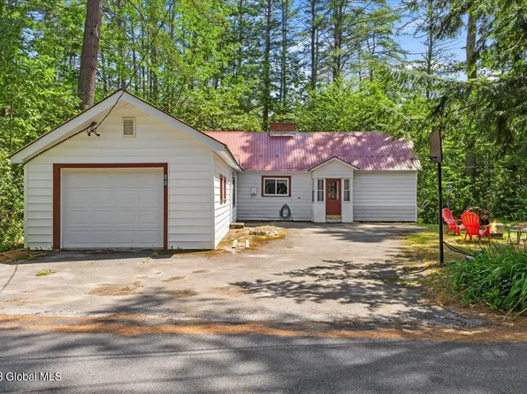 75 Village View Road, Lake Luzerne, NY 12846