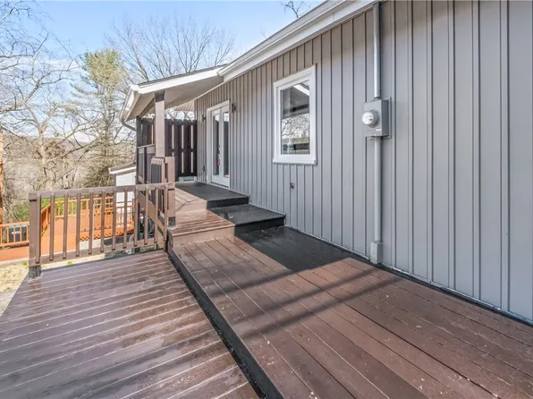 337 Grandview Dr, Indianola, PA 15051