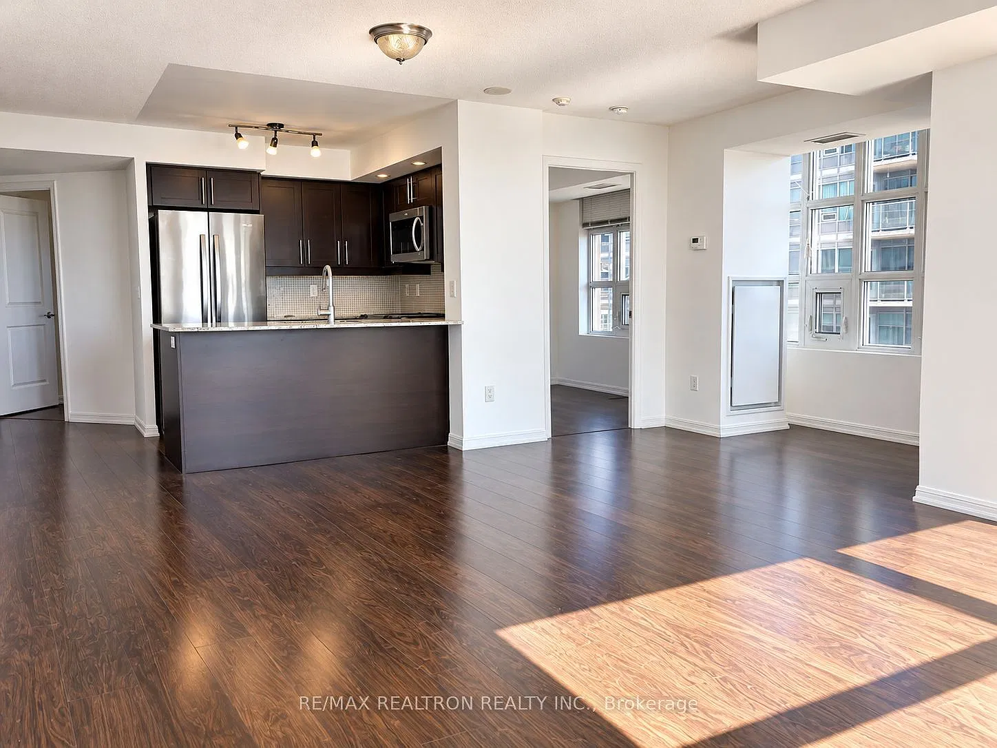 2 bed, $3,400 — Photo 4