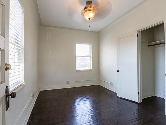 4th image of 85 E 14th St