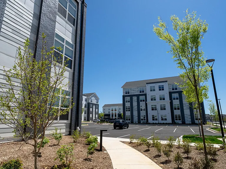 James Run Apartments — Photo 85