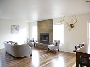 1332 Virginia Ct, Anchorage, AK 99519