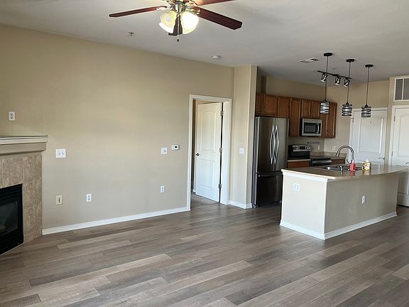 Living/Main Room