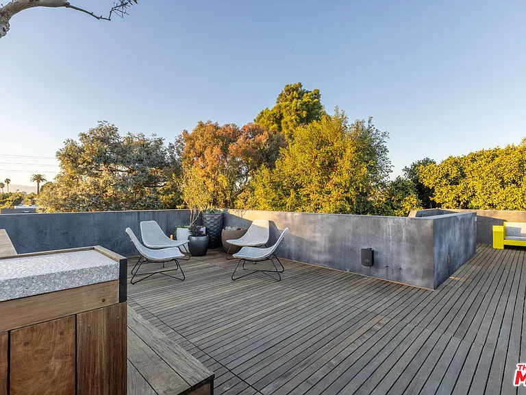 746 Marco Pl — Photo 64