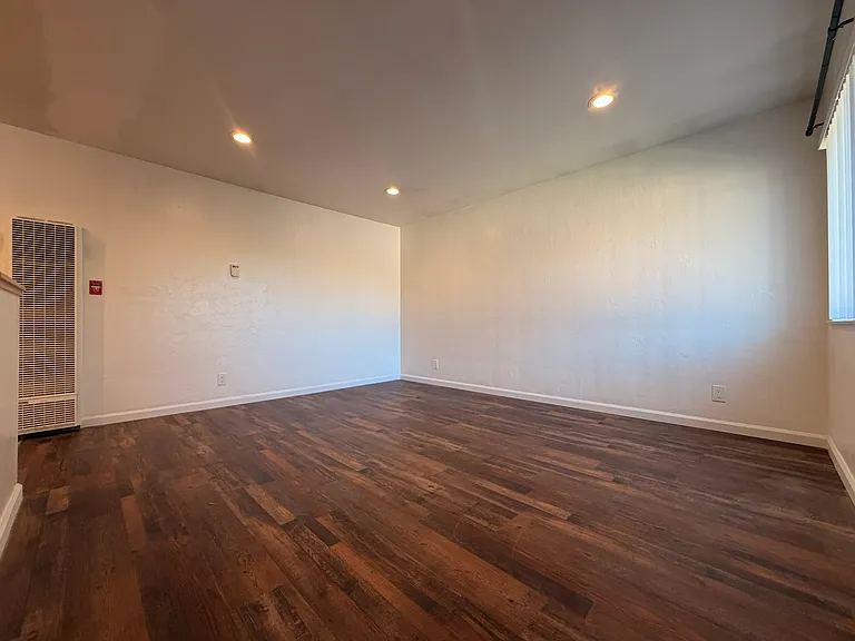 1156 Santa Clara St #8 — Photo 10