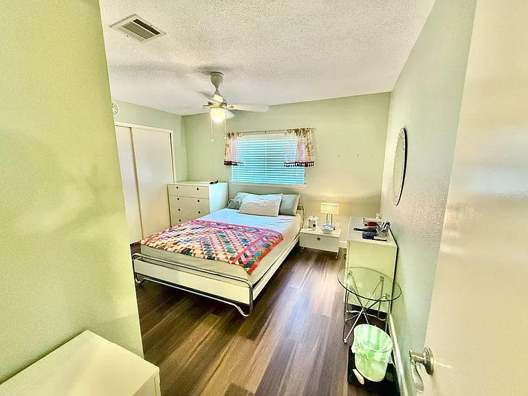 3058 Hill St — Photo 10