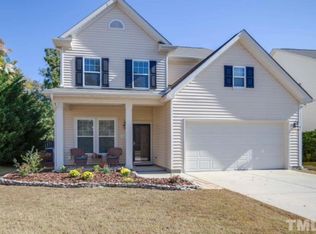 1407 Dairy Glen Dr, Fuquay Varina, NC 27526