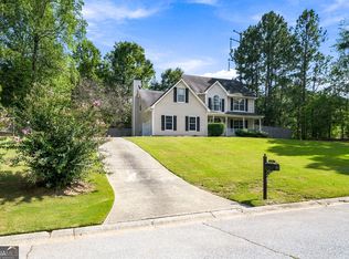 4090 Lake Dr, Loganville, GA 30052