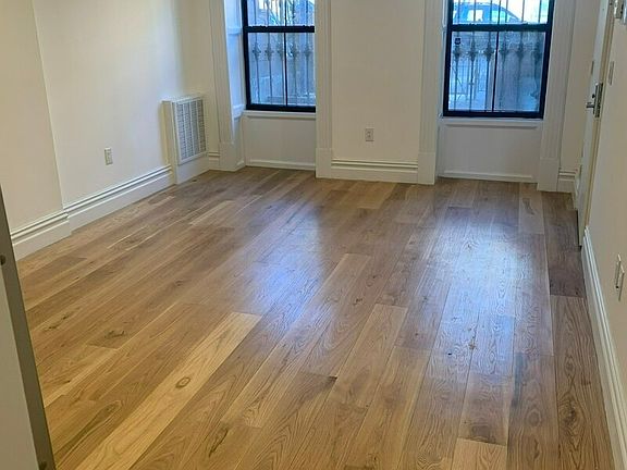 4th image of 904 Lafayette Ave APT 1