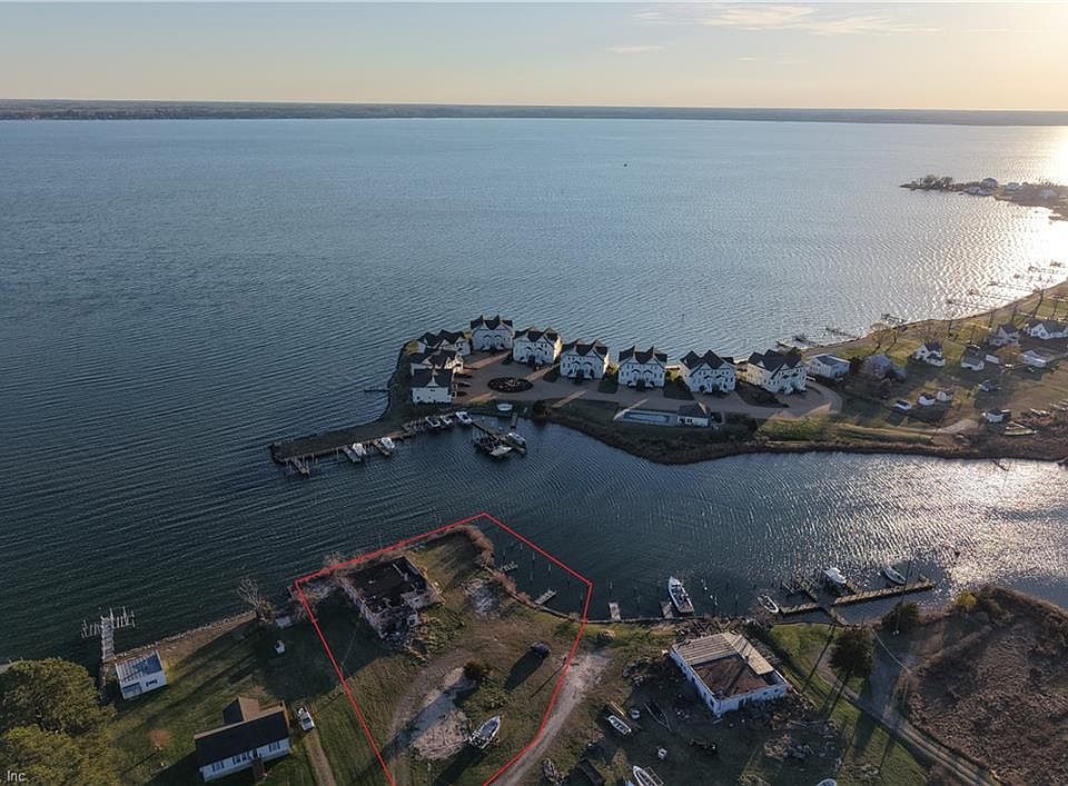 1st image of 123 Waterview Rd