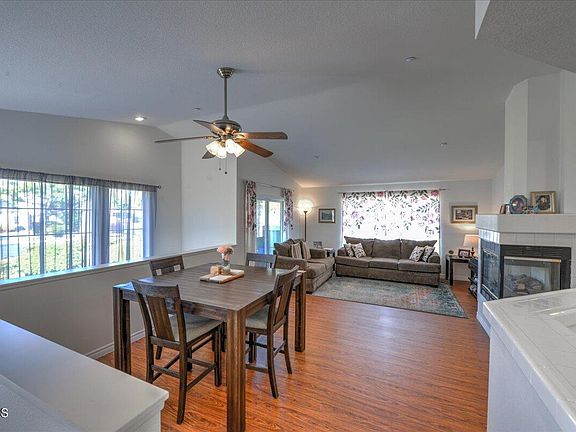 3rd image of 3509 E Berkshire Ct Unit B