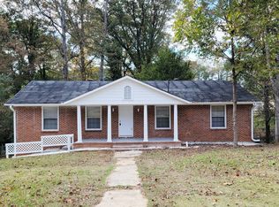 6061 Winview Dr, Forest Park, GA 30297