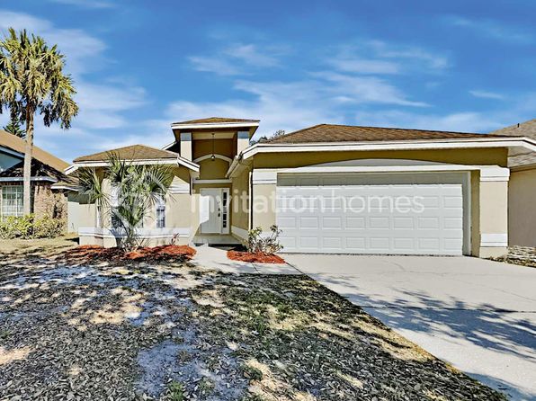 12625 Belrose Ave