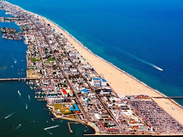 205 5th St Unit 43, Ocean City, MD 21842