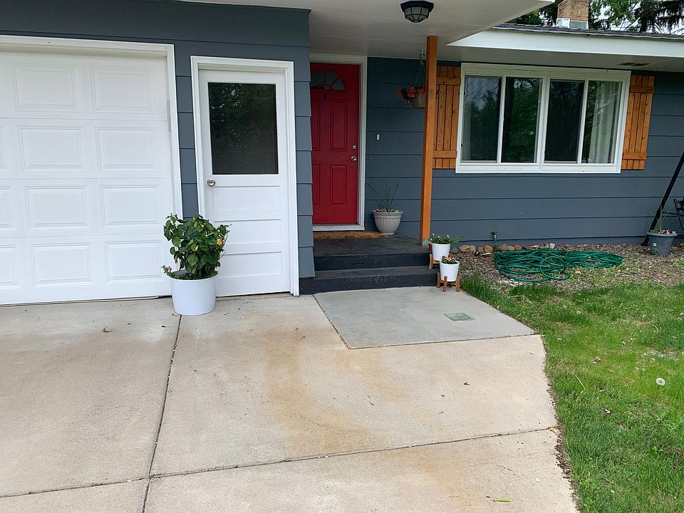 1st image of 5855 Glenview Ln