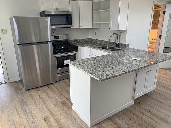 3rd image of 4619 9th St NW #5