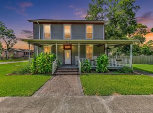 503 W Blum St, Alvin, TX 77511