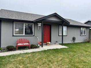 944 E Hayden Dr, Moses Lake, WA 98837