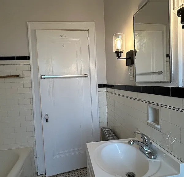 2903 Voelkel Ave #7 — Photo 16