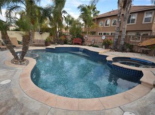 29285 Oakmont Ct, Murrieta, CA 92563