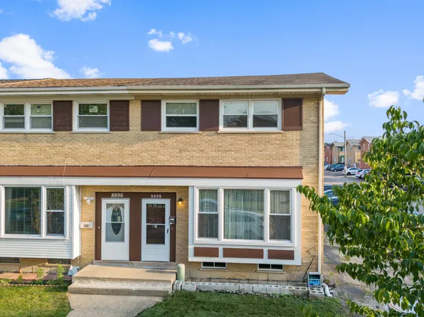8898 N Prospect St, Niles, IL 60714