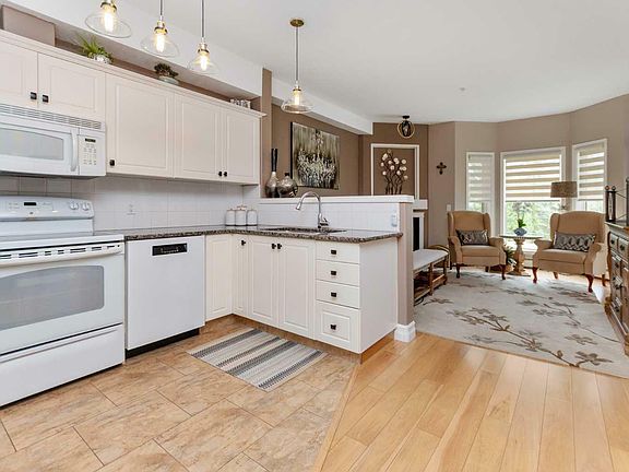3rd image of 205-4512 52nd Ave #205