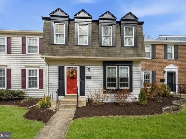 1762 Lang Dr, Crofton, MD 21114