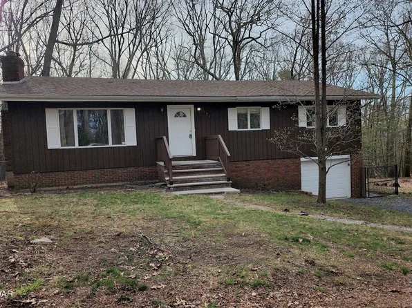 140 Hemlock Dr, Dingmans Ferry, PA 18328