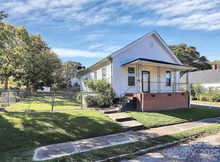 511 W Elliott St, Chester, SC 29706