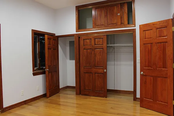 Rented by H L Dynasty Real Estate Corp | media 25