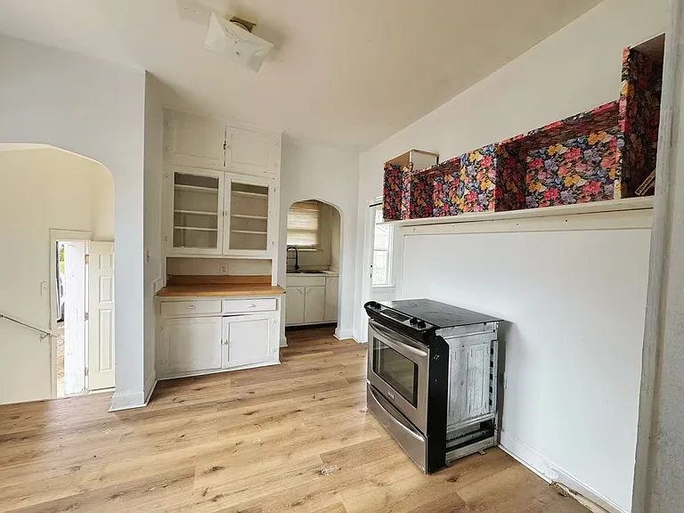 1655 Vann Ave — Photo 5