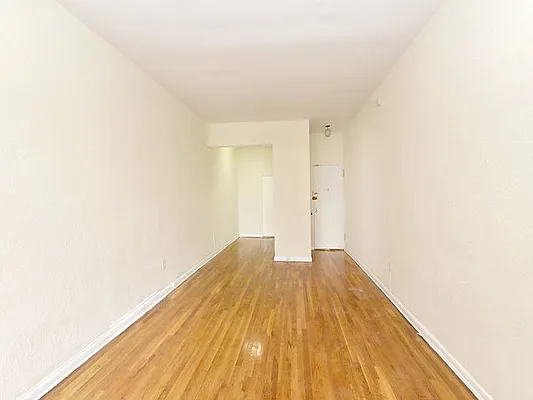 Rented by Cooper & Cooper Real Estate | media 13