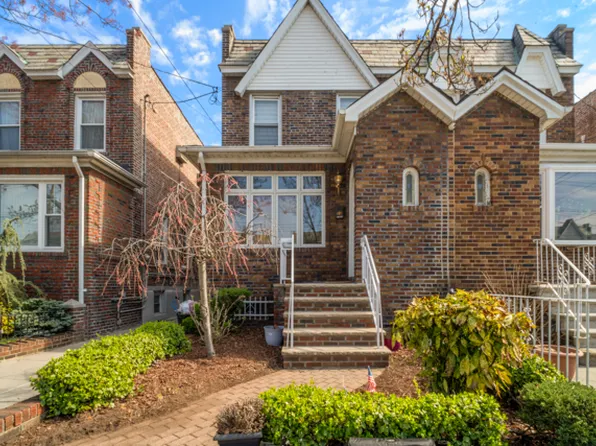 2029 East 36th Street image 1 of 24