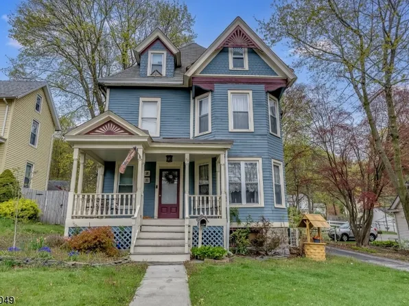 81 High St, Newton Town, NJ 07860