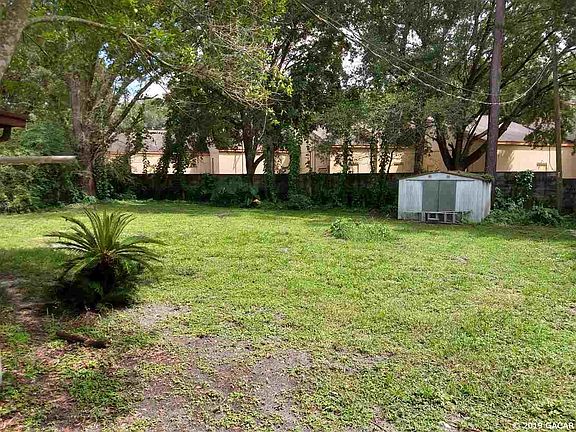 5th image of 3301 NW 51st Pl