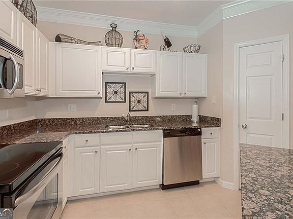 3rd image of 1850 Cotillion Dr Unit 1319