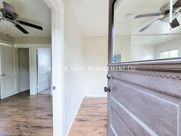 425 Redondo Ave #2 — Photo 3