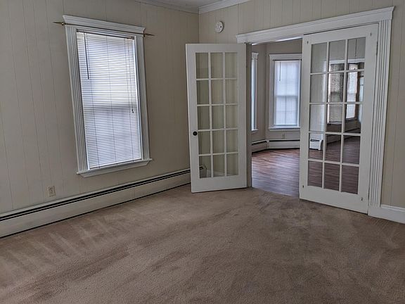 2nd image of 118 Cedar St #1