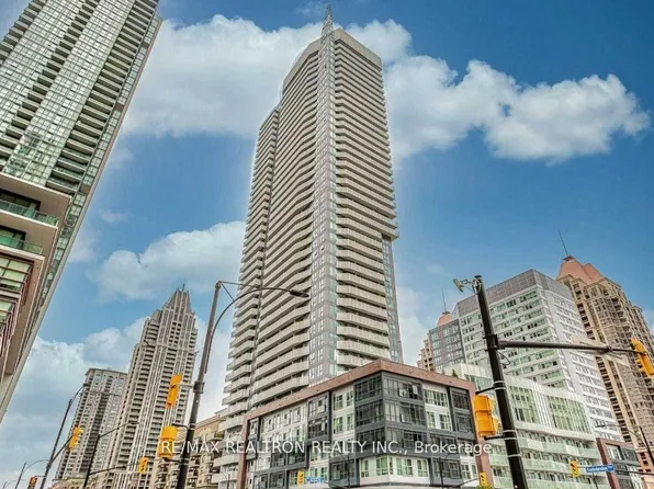 4065 Confederation Pkwy, Mississauga, ON