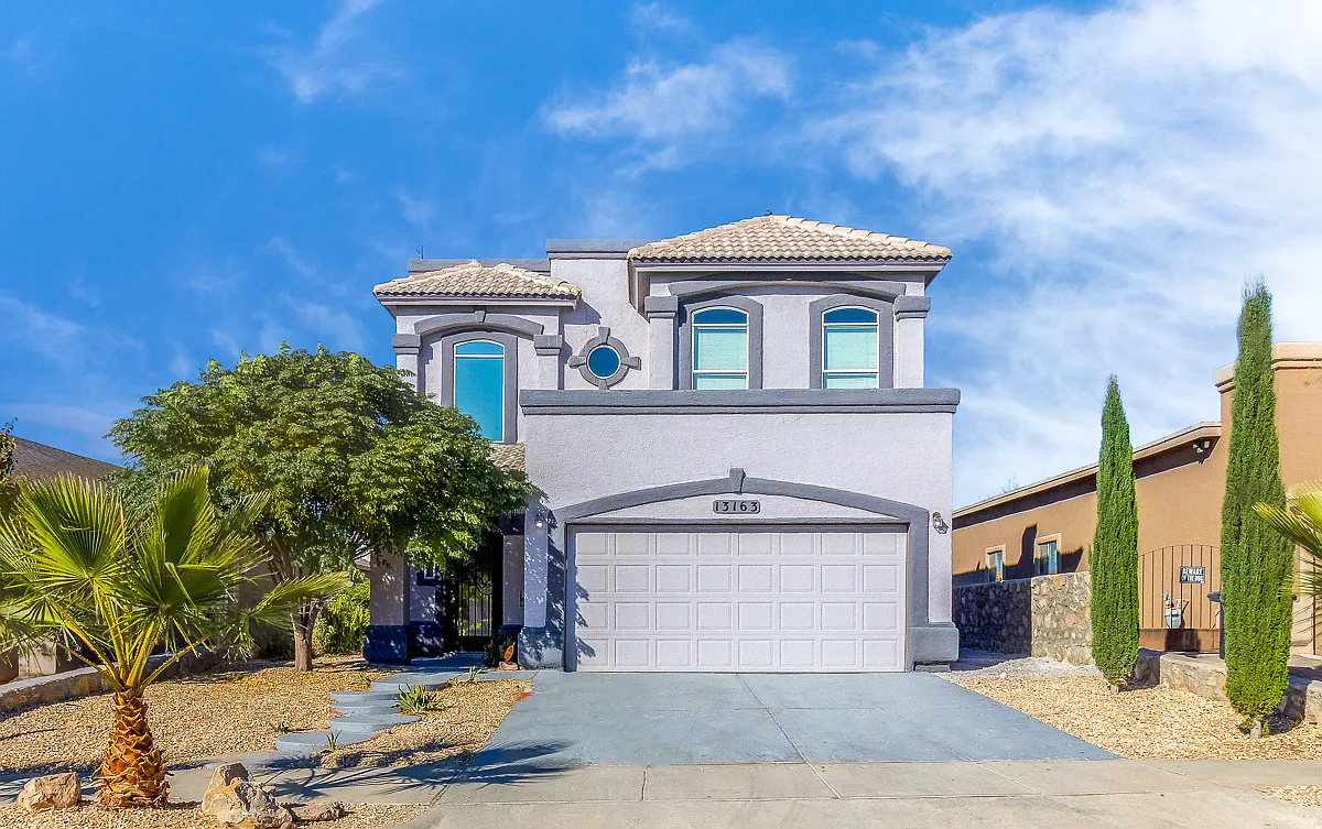 Home For Rent - Beautiful 4 Bedroom Home in Horizon w/ Refrigerated Air! — Photo 1