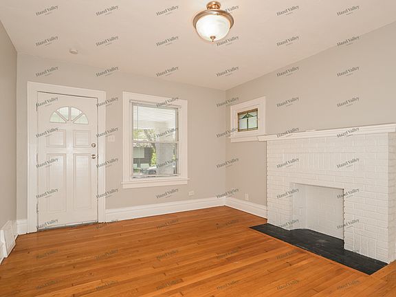 5th image of 901 Maurice Ave
