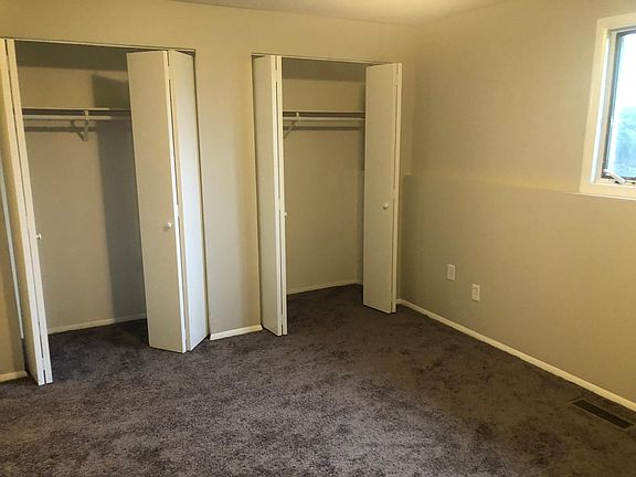 4th image of 7450 Noble St #7450