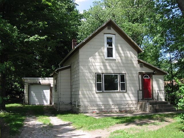 1st image of 1407 E Lincoln Ave