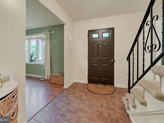 4th image of 463 Donofrio Dr