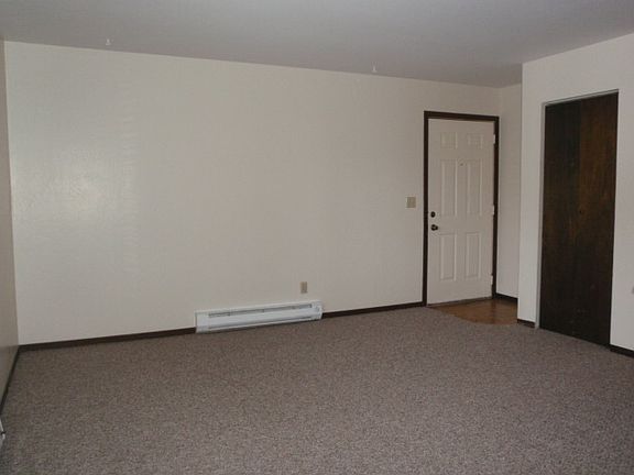 2nd image of 1905 Mount Ave #1