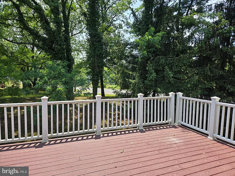 5401 Riba Ct — Photo 5