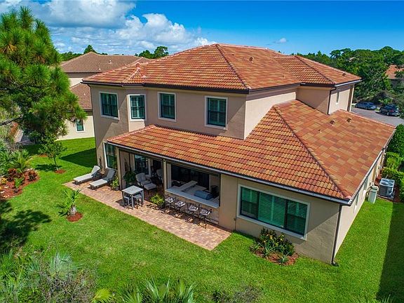 4th image of 1098 NE Post Oak Way