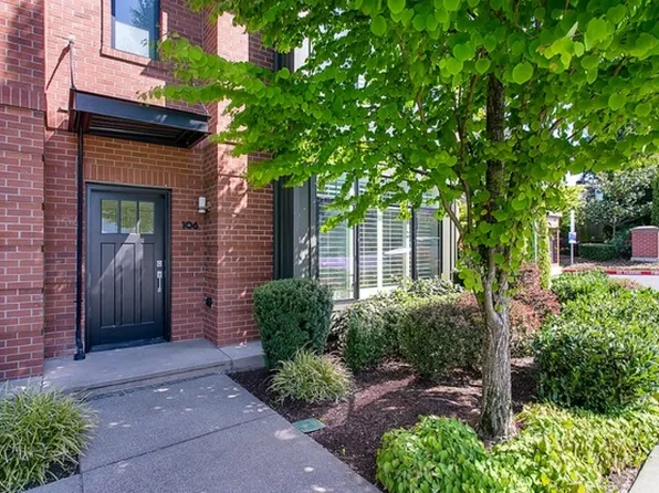 10590 NE 12th St, Bellevue, WA 98004